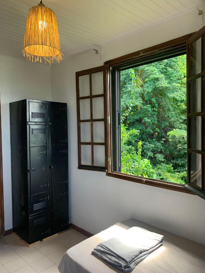Top Hill Hostel- Martinique- Auberge Dortoir La Trinité Exteriör bild